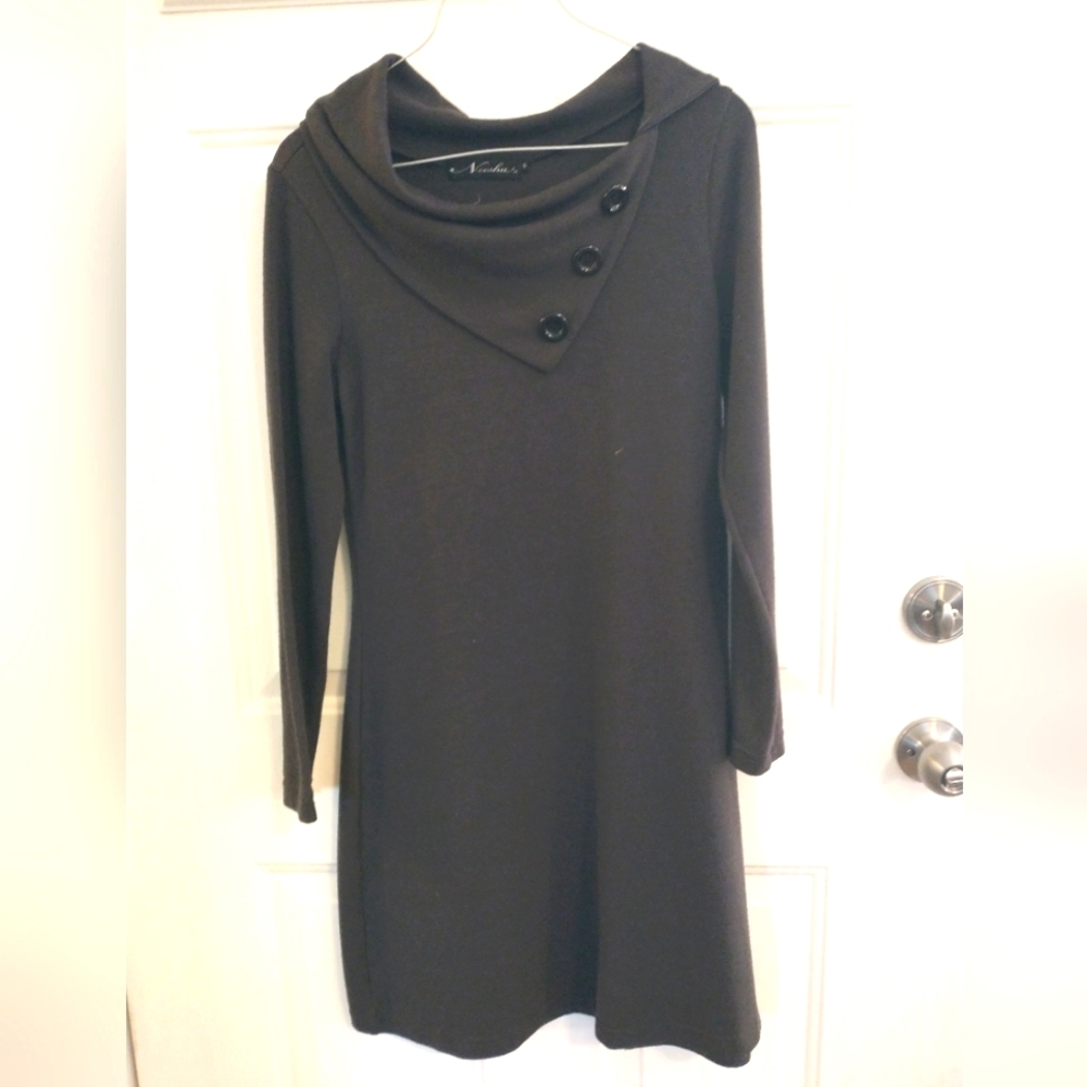 Neesha Fold Over Collar Charcoal Gray Knit Knee-Length Dress. Size Small